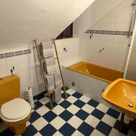 Clos Sanouva, Fougere Pansiyon